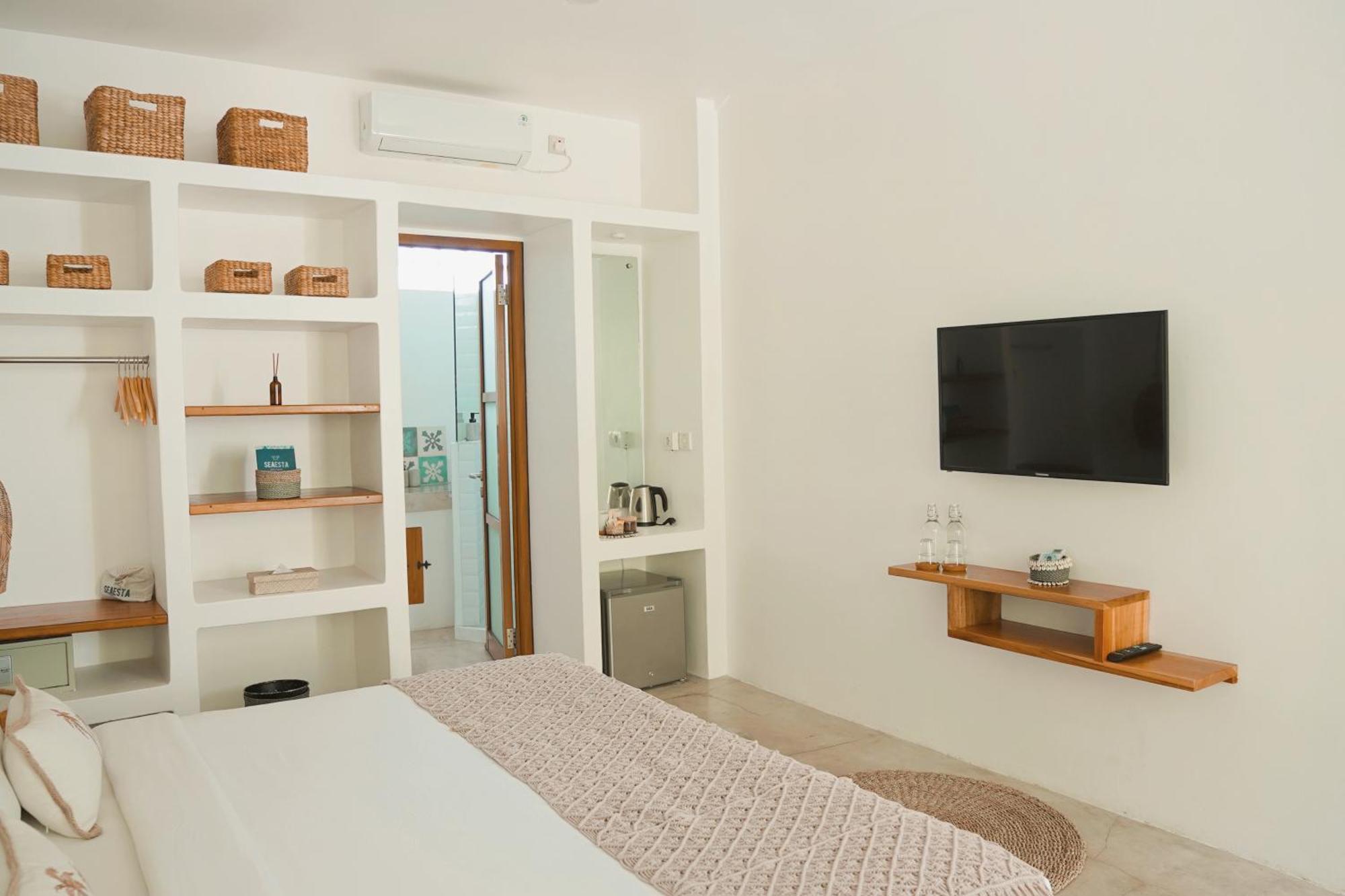 Seaesta Komodo Hostel & Hotel Labuan Bajo Eksteriør bilde