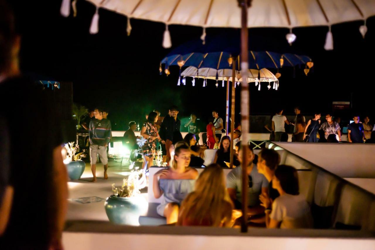 Seaesta Komodo Hostel & Hotel Labuan Bajo Eksteriør bilde